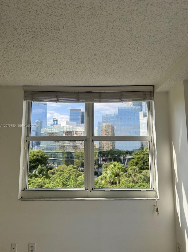770 Claughton Island Dr , Unit 601, Miami, FL 33131 Photo