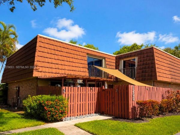 1200 SW 118th Ter , Unit 1200, Davie, FL 33325