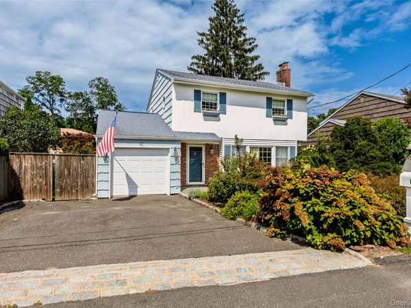 17 Sea Ridge Court , Huntington, NY 11743