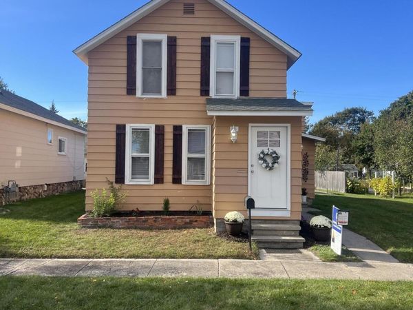 224 S D Street, Cheboygan, MI 49721