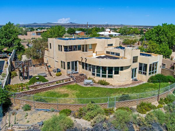 3630 Vista Grande Drive NW, Albuquerque, NM 87120