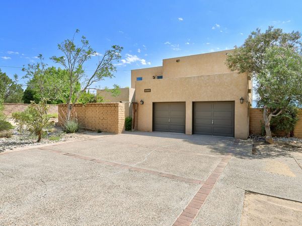 3630 Vista Grande Drive NW, Albuquerque, NM 87120