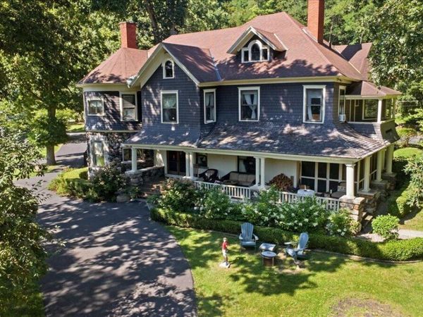 321 Guy Park Avenue, Amsterdam, NY 12010