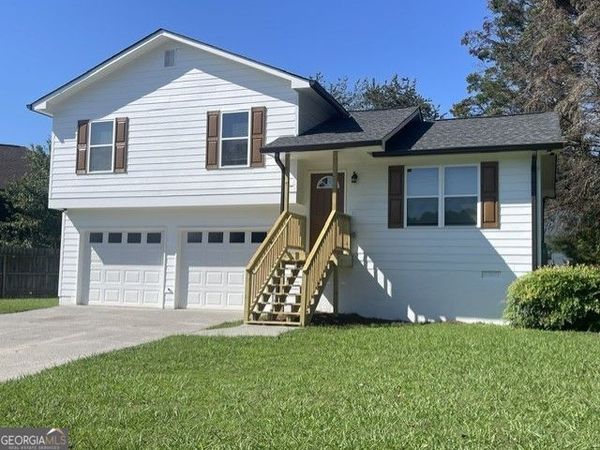 105 Thornwood Drive NE, Cartersville, GA 30121