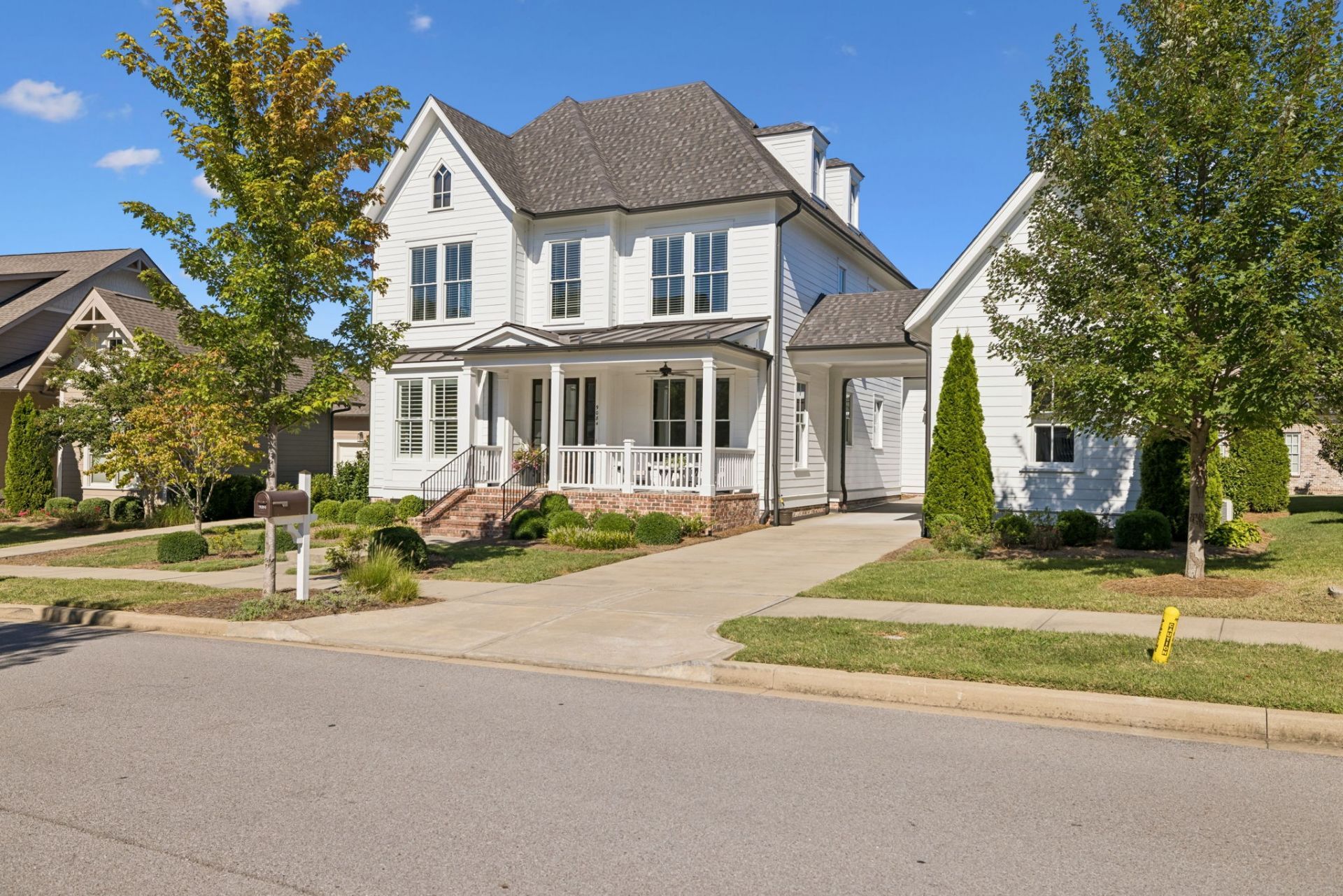 9084 Berry Farms Xing, Franklin, TN 37064 Main Photo