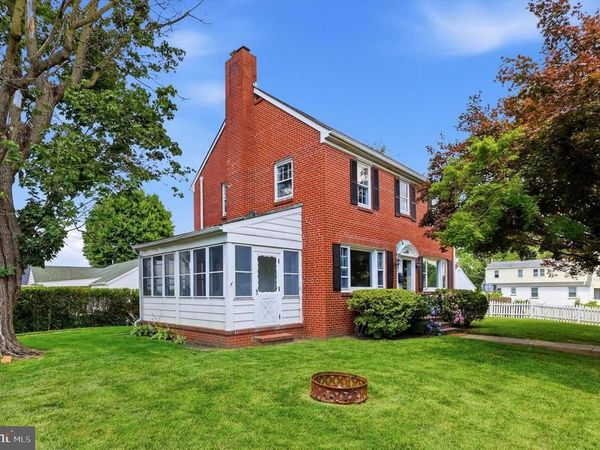 843 TAYLOR STREET, KENNETT SQUARE, PA 19348