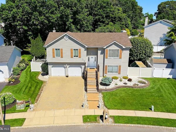 34 BRONIA STREET , HOWELL, NJ 07731