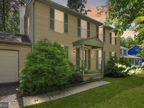 17 LADY DIANA CIRCLE, MARLTON, NJ 08053