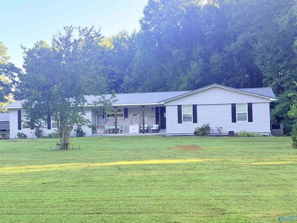 2792 E Rexford Street, Hokes Bluff, AL 35903