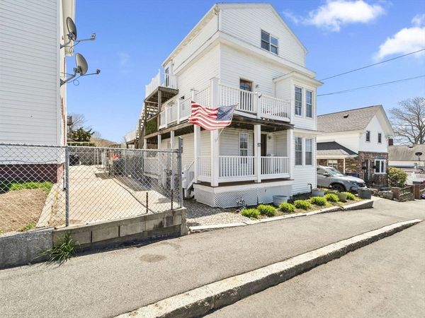 17 Millett St, Unit 3, Gloucester, MA 01930