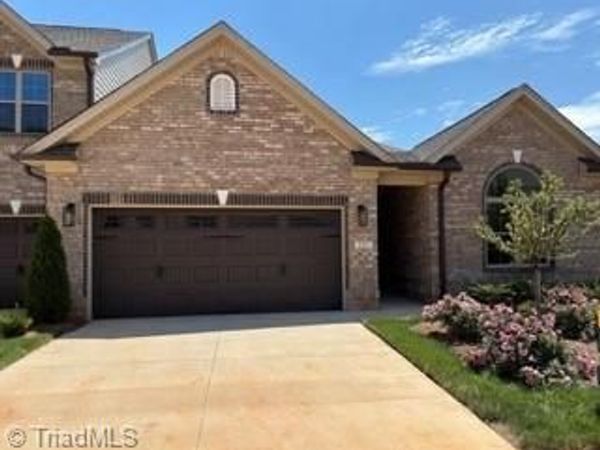 1053 Beechcraft Drive , Mebane, NC 27302