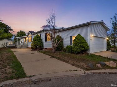 8209 Bloomsbury Circle , Salem Township, Mi 48167