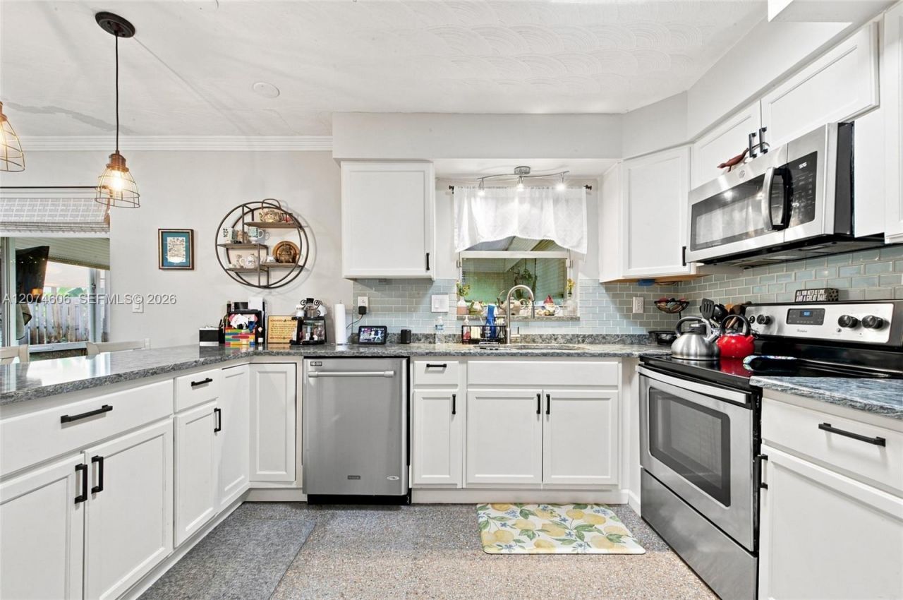 1540 NE 34th St , Pompano Beach, FL 33064 Photo