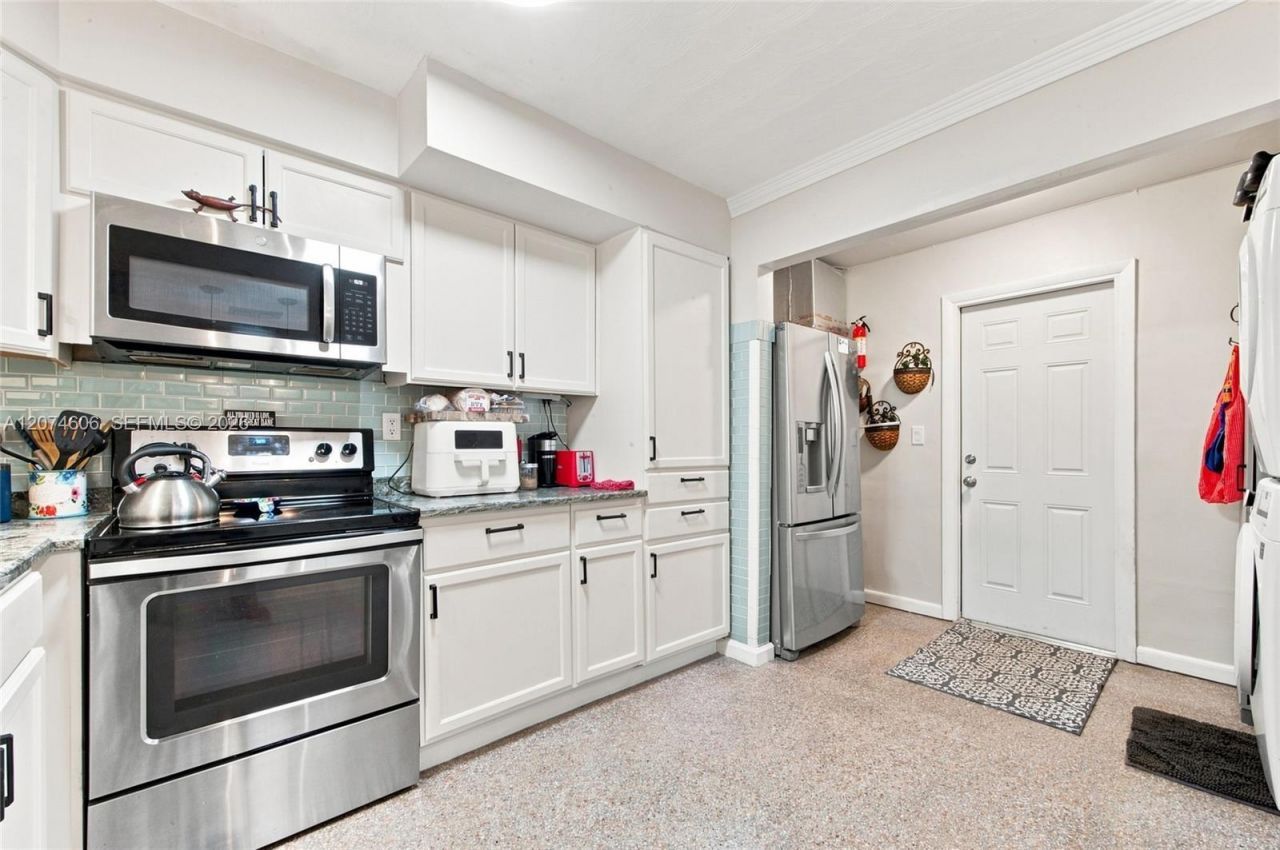 1540 NE 34th St , Pompano Beach, FL 33064 Photo