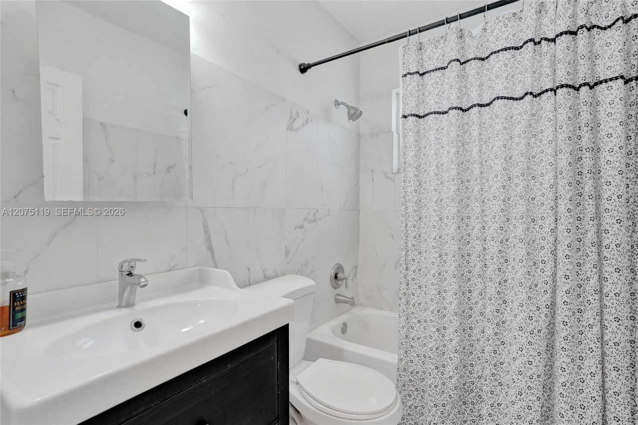 2701 Garfield St , Hollywood, FL 33020 Photo