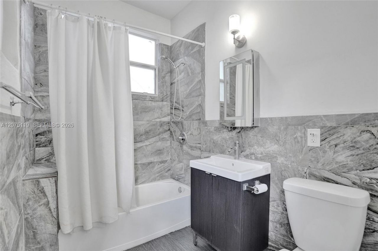 2701 Garfield St , Hollywood, FL 33020 Photo