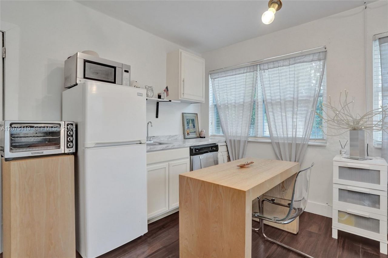 2701 Garfield St , Hollywood, FL 33020 Photo