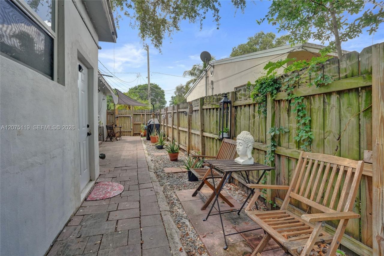 2701 Garfield St , Hollywood, FL 33020 Photo