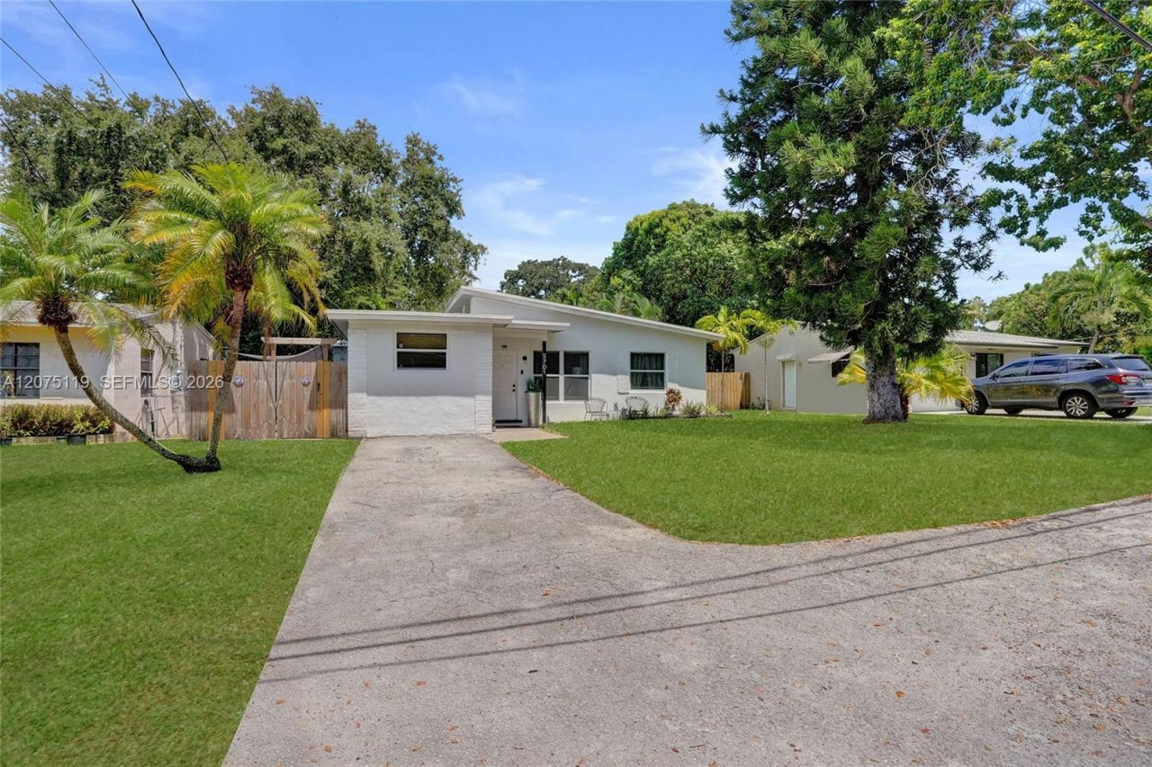 2701 Garfield St , Hollywood, FL 33020 Photo