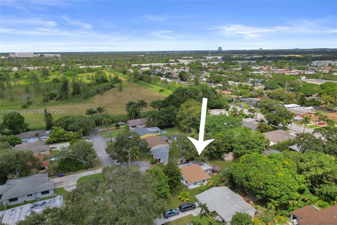 2701 Garfield St , Hollywood, FL 33020 Photo