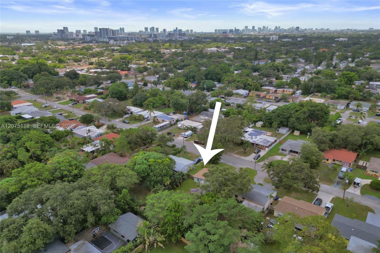 2701 Garfield St , Hollywood, FL 33020 Photo