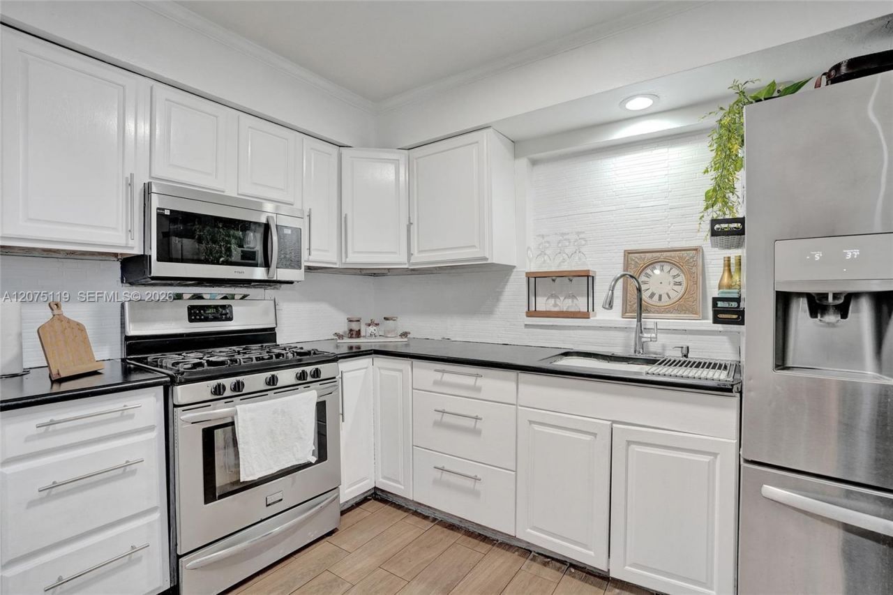 2701 Garfield St , Hollywood, FL 33020 Photo