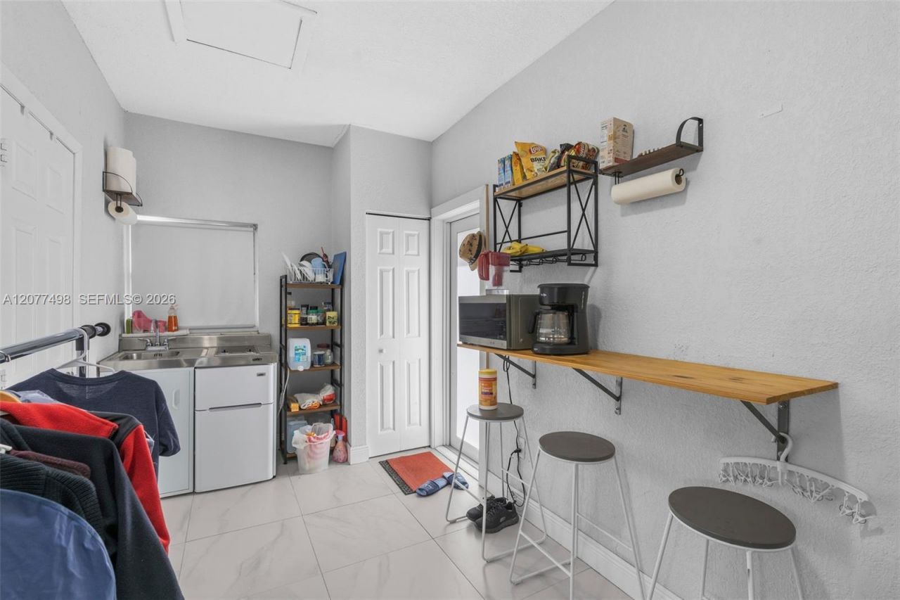 4901 NW 10th Ave, Unit 2, Miami, FL 33127 Photo
