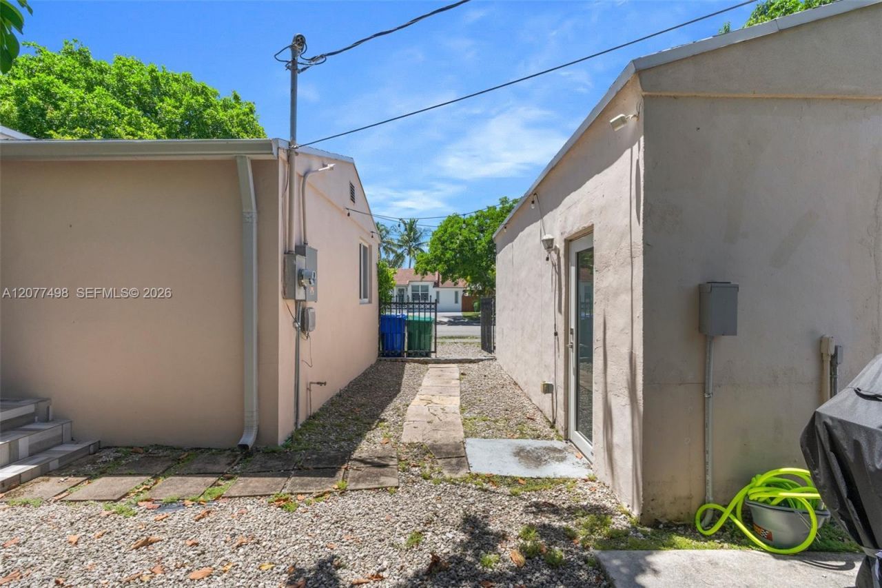 4901 NW 10th Ave, Unit 2, Miami, FL 33127 Photo