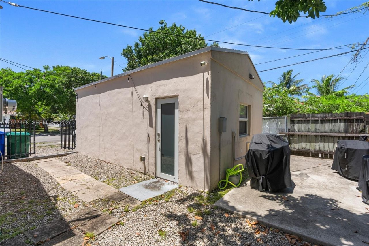 4901 NW 10th Ave, Unit 2, Miami, FL 33127 Photo