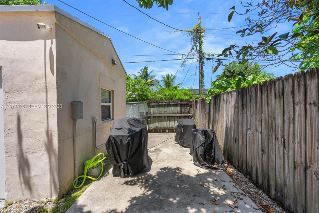 4901 NW 10th Ave, Unit 2, Miami, FL 33127 Photo