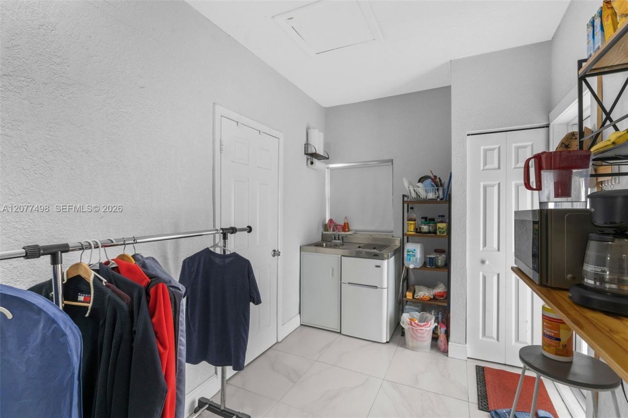 4901 NW 10th Ave, Unit 2, Miami, FL 33127 Photo