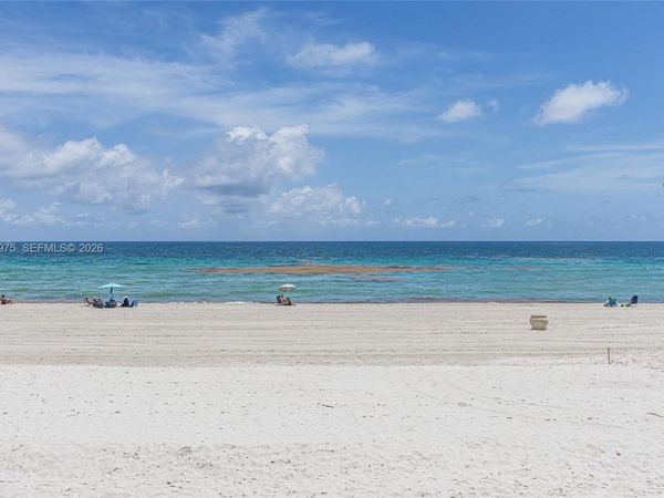 Unit 2G, Hollywood, FL 33019