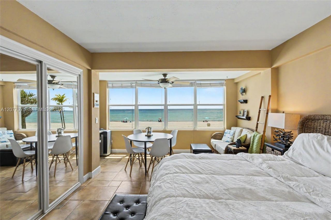 Please Call For Address, Unit 2G, Hollywood, FL 33019 Photo