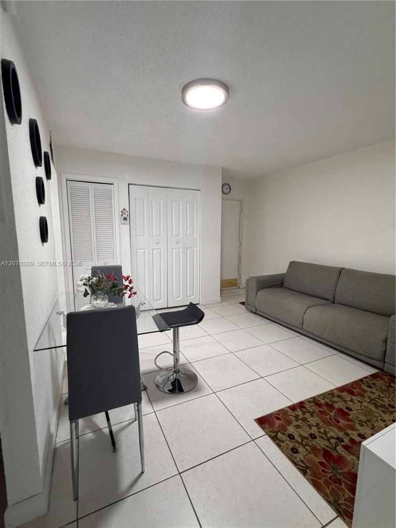 17530 NW 68th Ave, Unit C1005, Hialeah, FL 33015 Photo