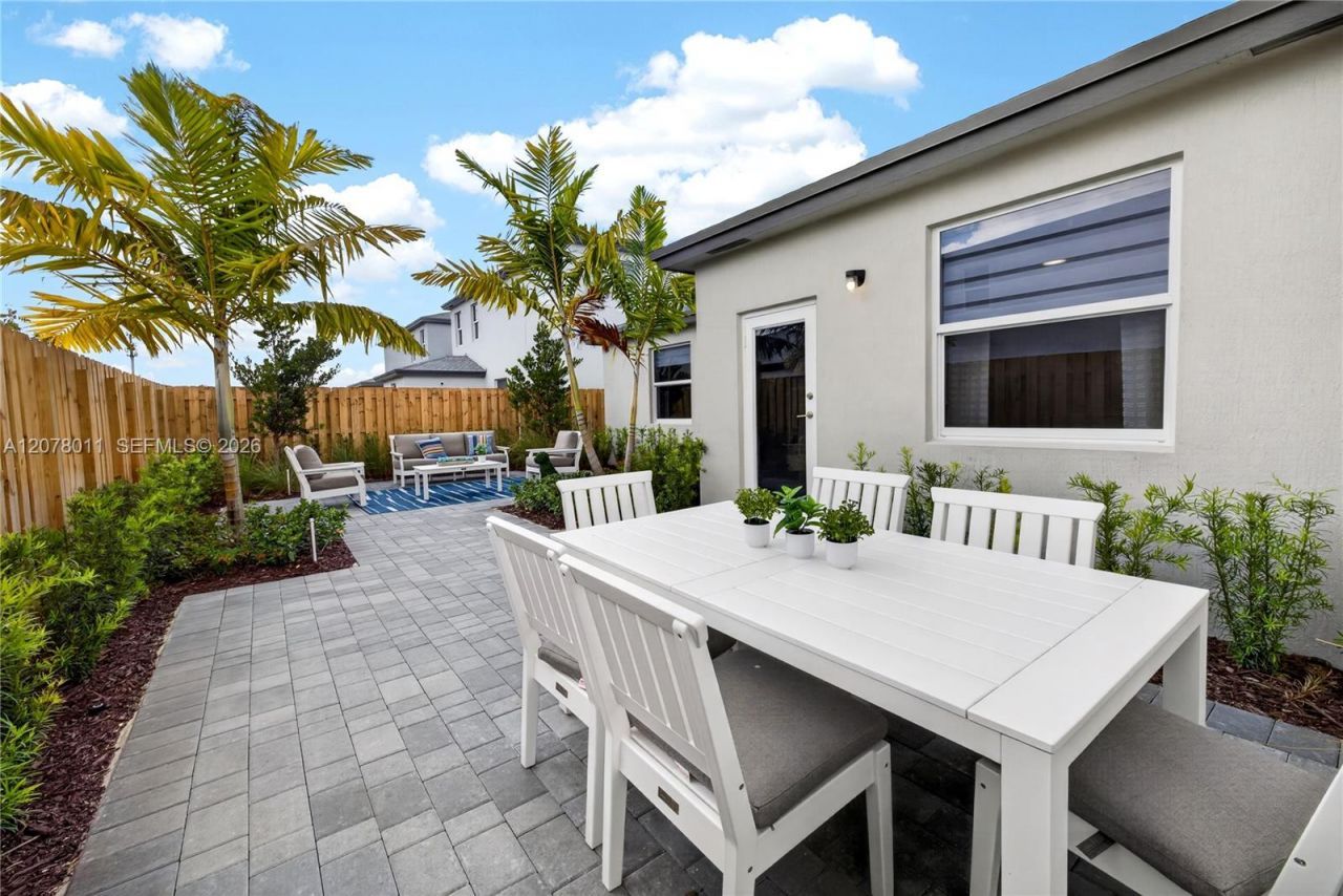 19556 SW 337 Ter , Miami, FL 33034 Photo