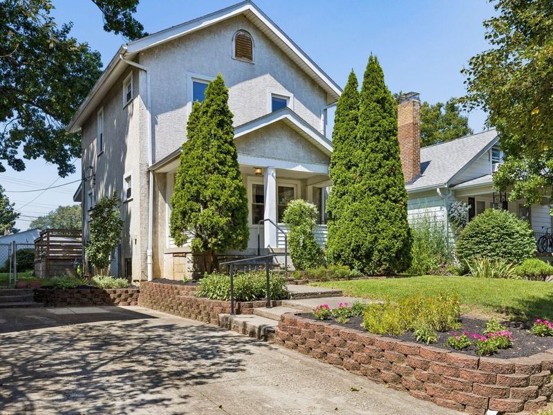 1477 Elmwood Avenue, Columbus, OH 43212 Photo 3