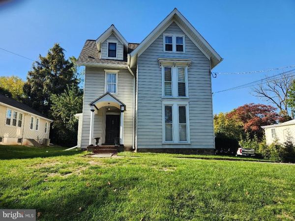 20 COLLEGE AVENUE , Unit 2, YARDLEY, PA 19067