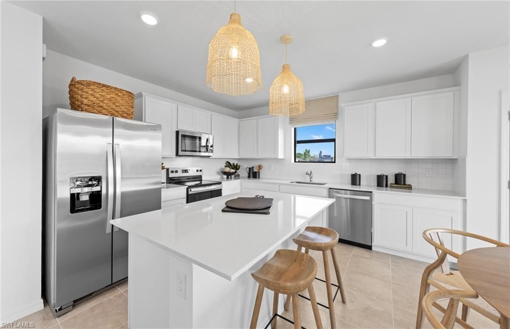 620 Oasis Lake Pl , Lehigh Acres, FL 33936 Photo