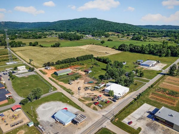8526 Beersheba Hwy , Unit 2, McMinnville, TN 37110