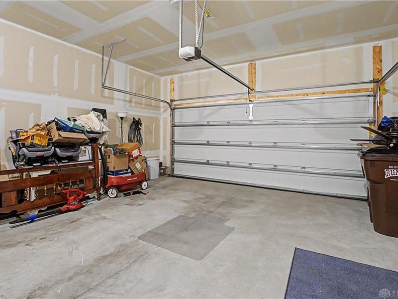 372 Warm Springs Drive, Fairborn, OH 45324 Photo 40