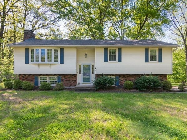 908 Burts Pit Rd, Northampton, MA 01062