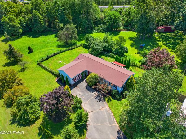 100 Maple Avenue, Matamoras, PA 18336