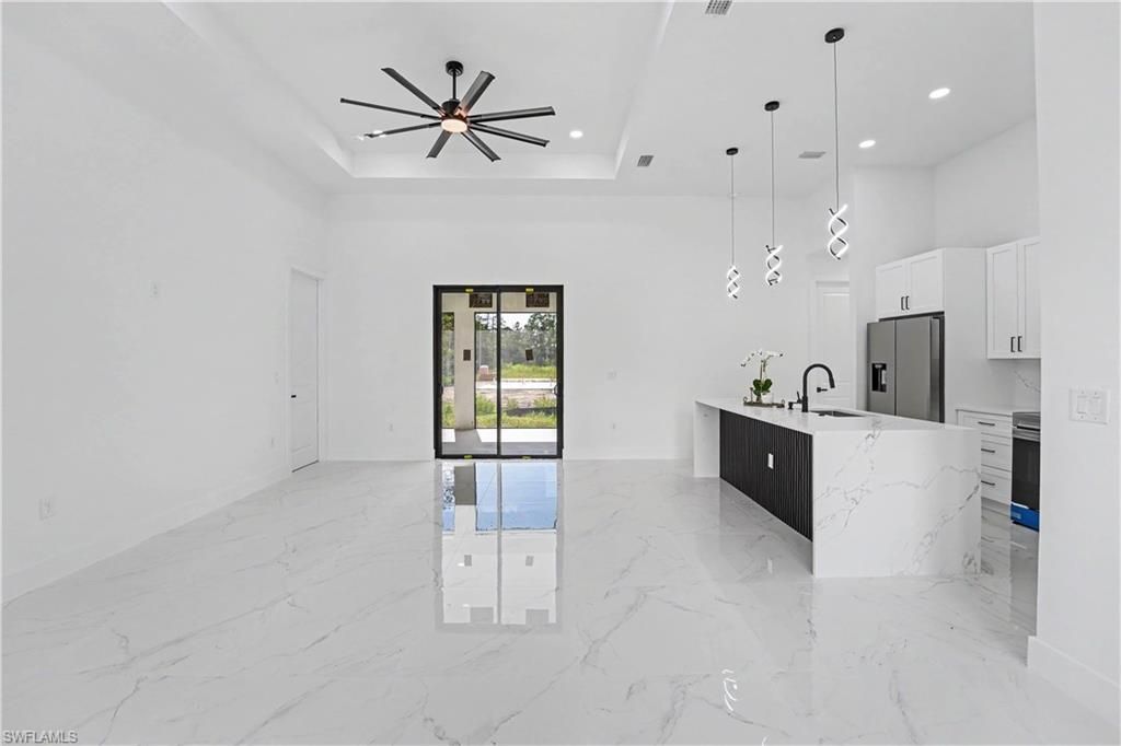 918 Hooper Ave, Lehigh Acres, FL 33974 Photo