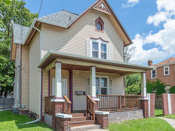 710 Kishwaukee Street , Rockford, IL 61104
