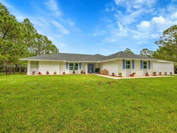 17107 N 84th Ct N , Loxahatchee, FL 33470