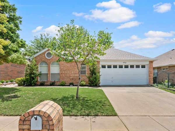 1916 Pine Ridge Drive, Bedford, TX 76021