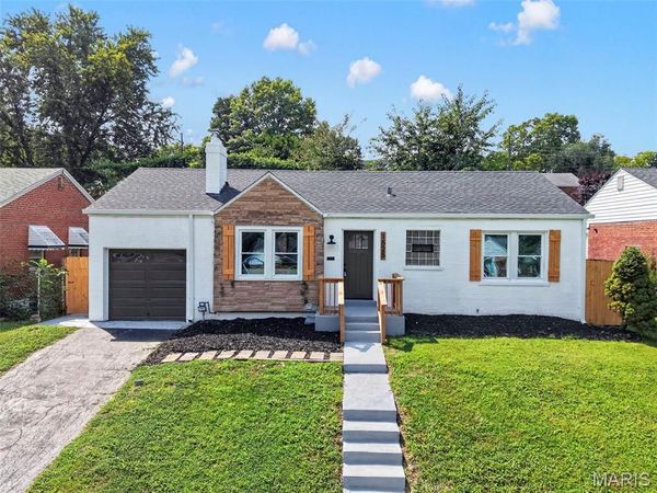 1525 Westmont Place, St Louis, MO 63130