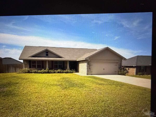 2019 Broad St, Crestview, FL 32536