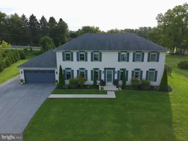 421 SCOTT DRIVE, SHIPPENSBURG, PA 17257
