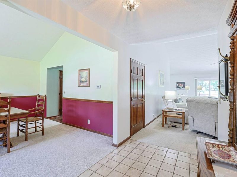 9576 McCauly Road, West Chester, OH 45241 Photo 6